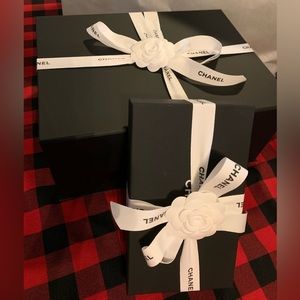 CHANEL LG Quilted Tote and Wallet